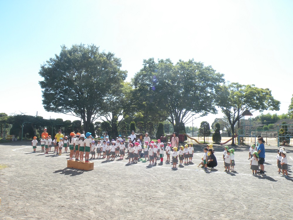 開会式の練習　”園児の言葉””は年長さんの代表の子が元気に言います！