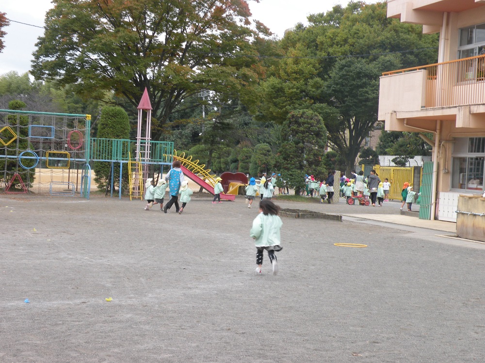 ”いかのおすしがとどきました””は不審者が入ってきたという合言葉です。みんな覚えてその合図を聞いて避難しています。